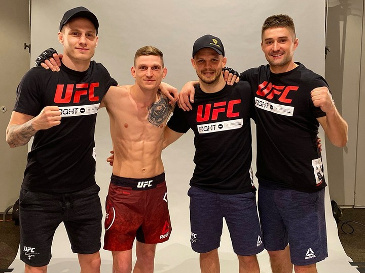 Dvořák pri premiére v UFC zvíťazil!
